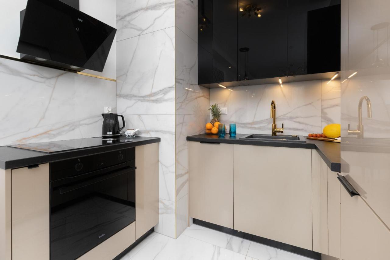 Plac Unii Apartment Gdynia Srodmiescie By Renters Prestige Eksteriør billede